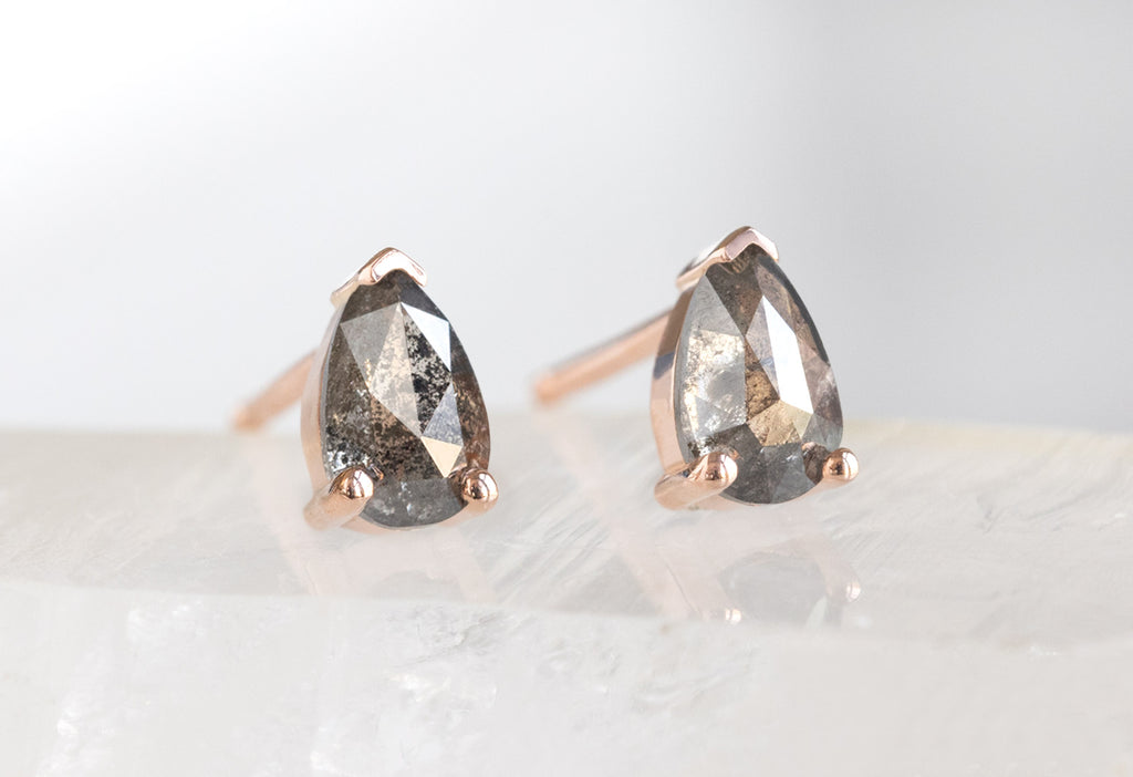 Rose-Cut Salt and Pepper Diamond Stud Earrings in Rose Gold