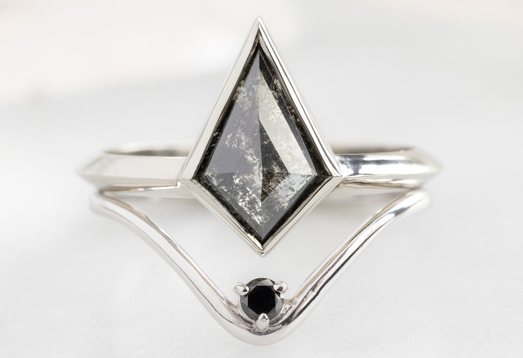 The Hazel Ring with a Black Kite-Shaped Diamond with Peak Diamond Stacking Band