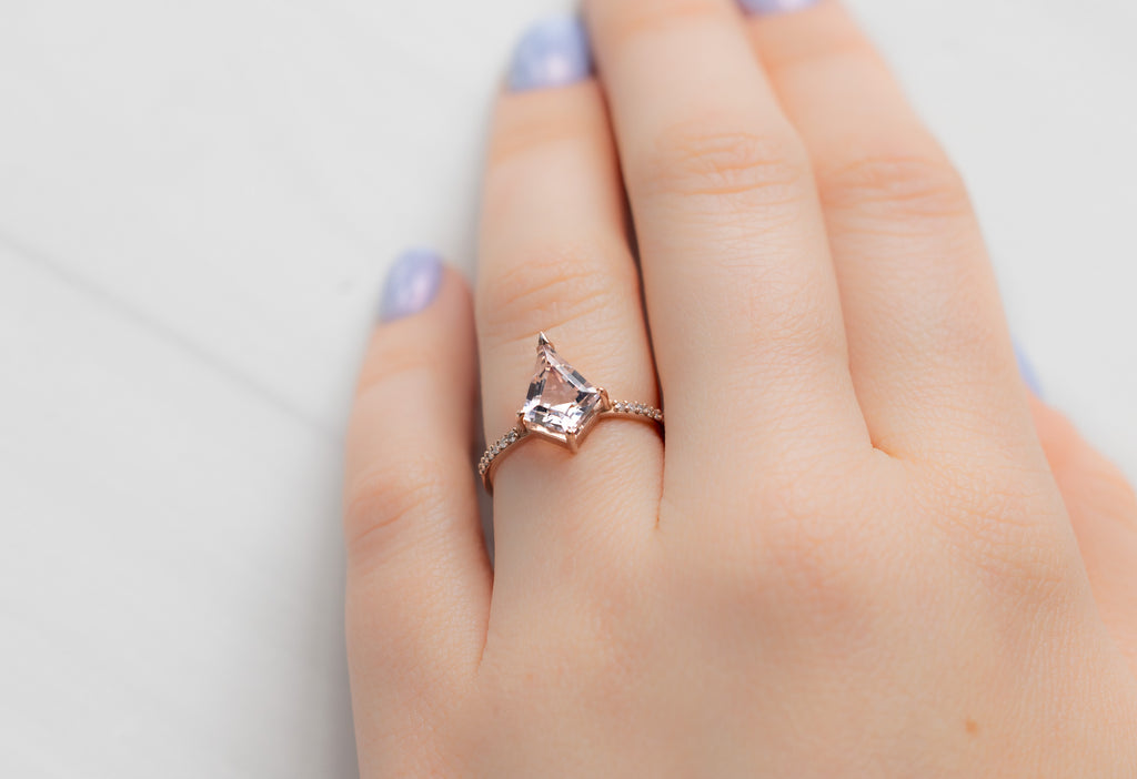 The Willow Ring with a Kite-Shaped Morganite on Model