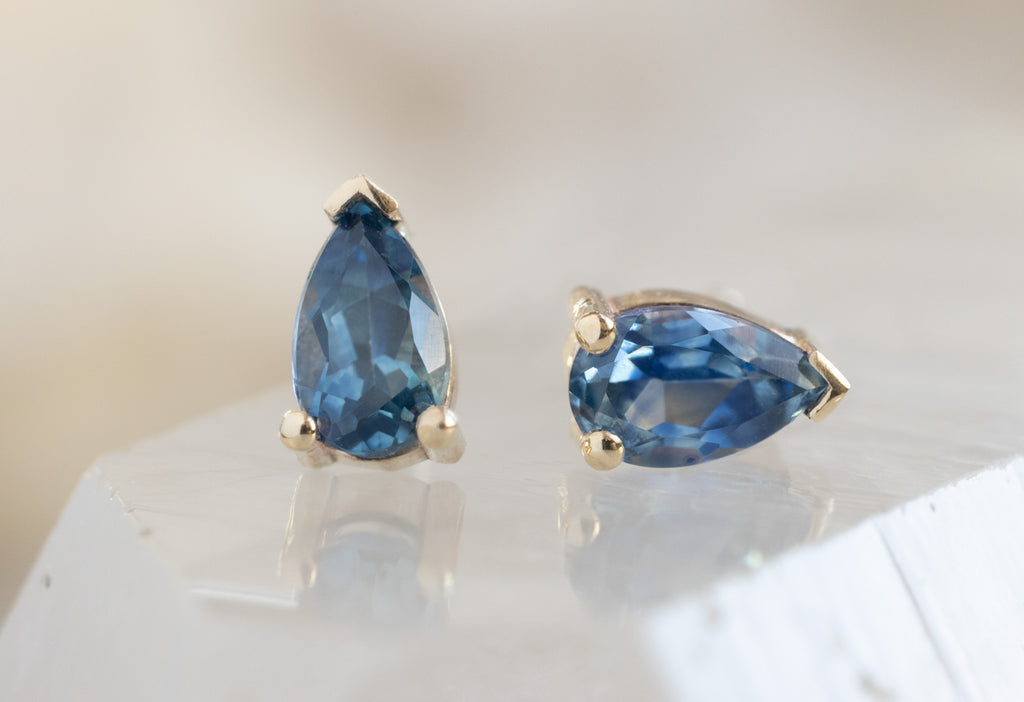 Montana Sapphire Stud Earrings in Yellow Gold