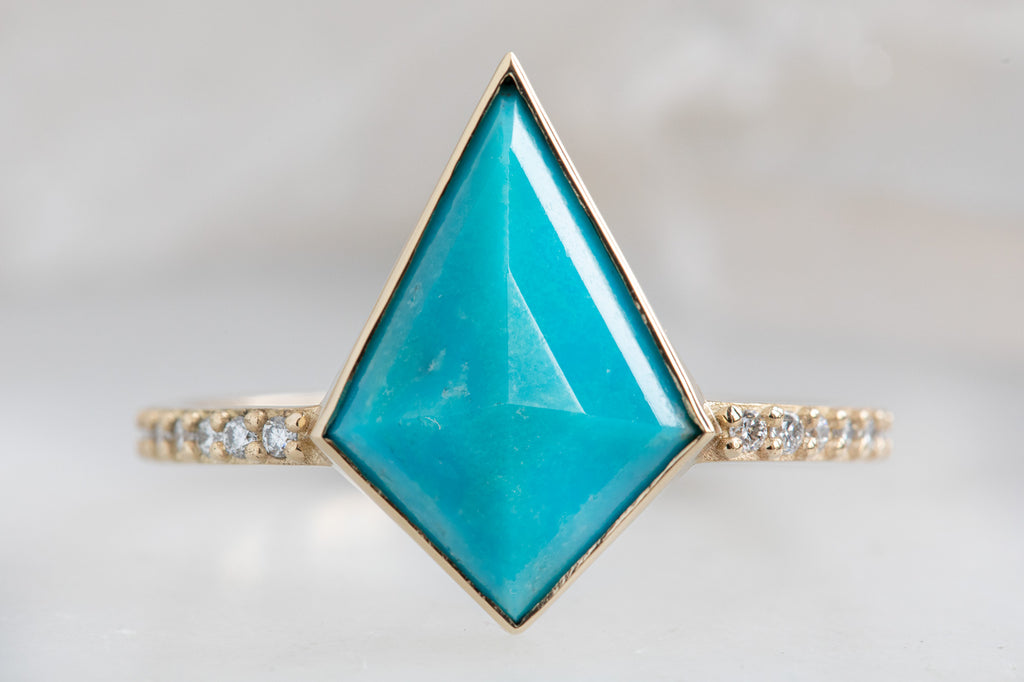 The Willow Ring With a Kite-Shaped Turquoise