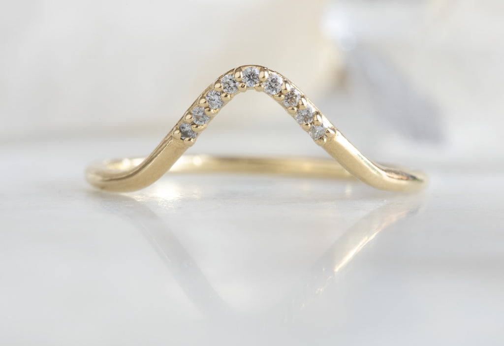 yellow gold pavé peak diamond stacking band